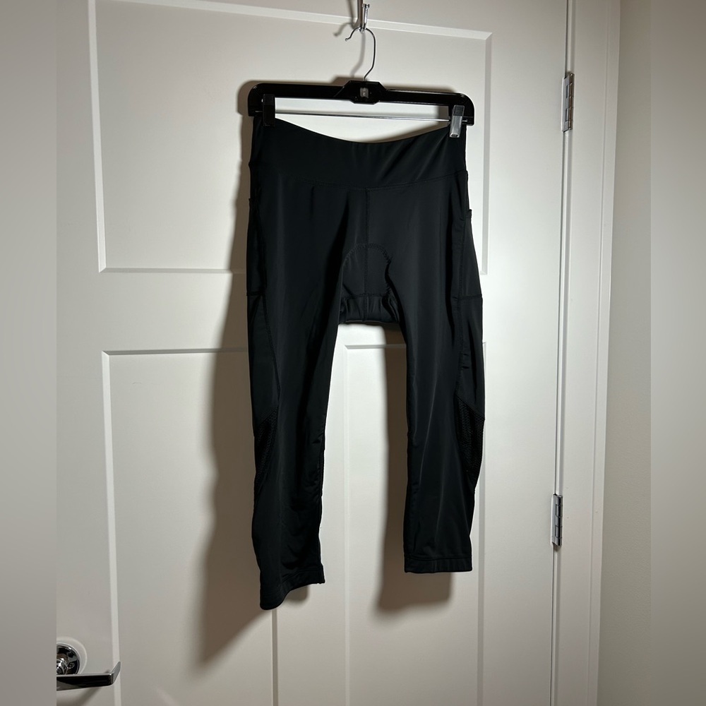 Large biking/cycling spandex capri crop pants